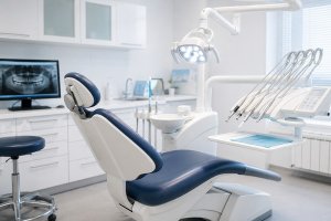 Клиника зубная в Тюмени: комплексная стоматологическая помощь для всей семьи