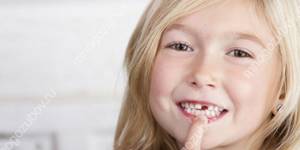 Действия при выбитом зубе у ребенка