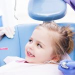 Как лечить зубы у ребенка в 2 года