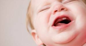 у ребенка опухла щека зуб не болит